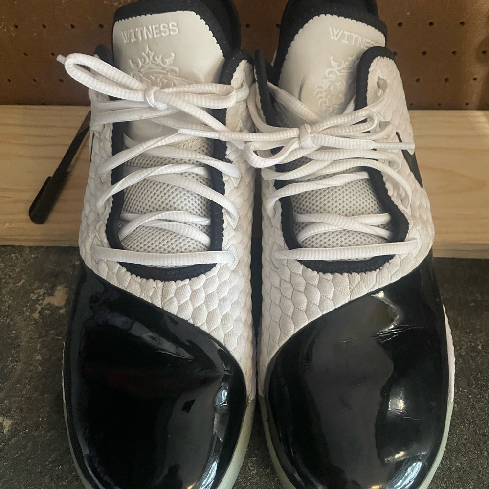 LeBron Witness 3 PRM Concord